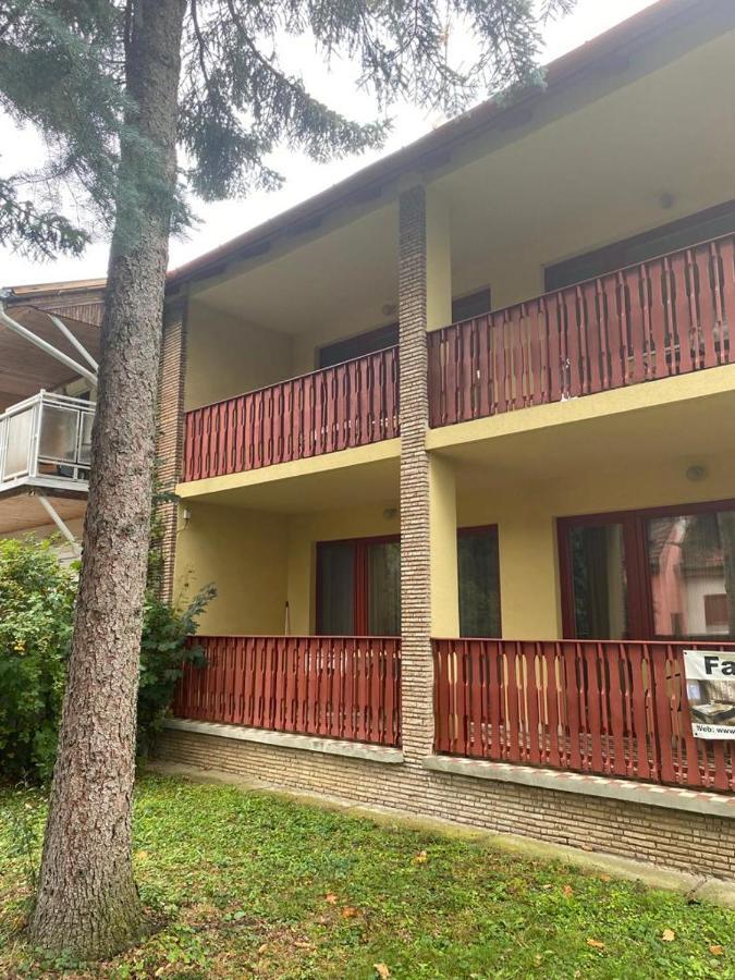 Home Sweet Apartment Xl Bük Exterior foto